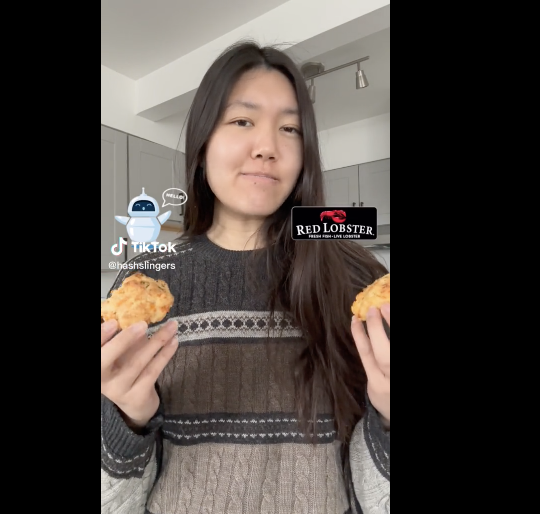 Michelle Meng compares cheddar bay biscuits made by Red Lobster and AI. 